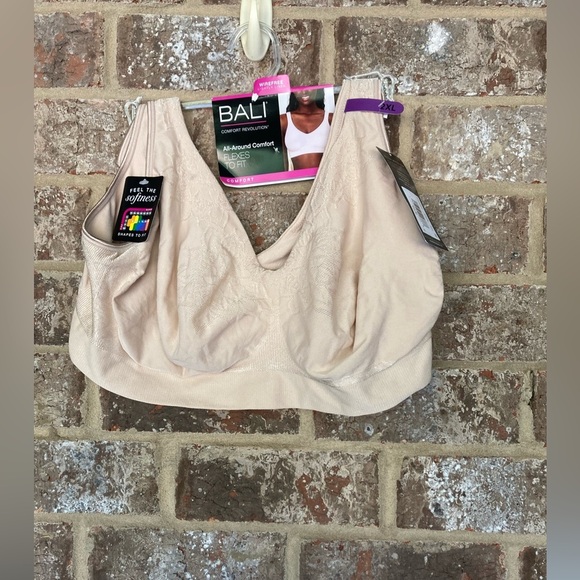 Bali by Hanes wire free comfort Revolution fit size 2XL NWT Ivory - Picture 1 of 7